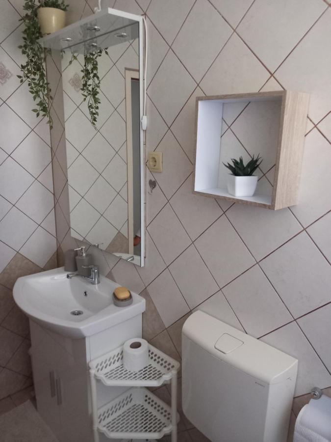 Apartman Petra Palit Bagian luar foto